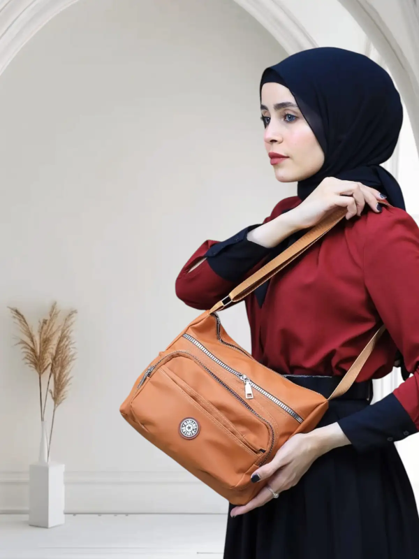 شنطة Kipling كروس ووتربروف